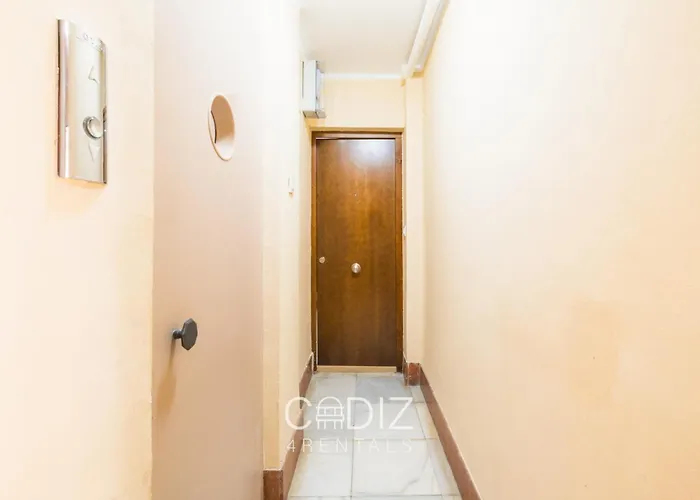 Aventurero By Cadiz4rentals דירה *