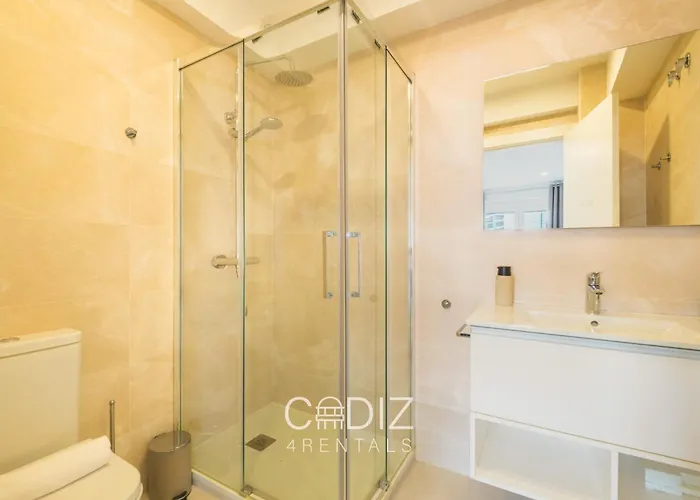 Aventurero By Cadiz4rentals *